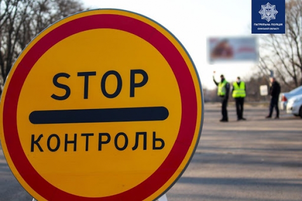 Кропивницький: на в&#039;їзді зупинили п’ять переповнених вантажівок