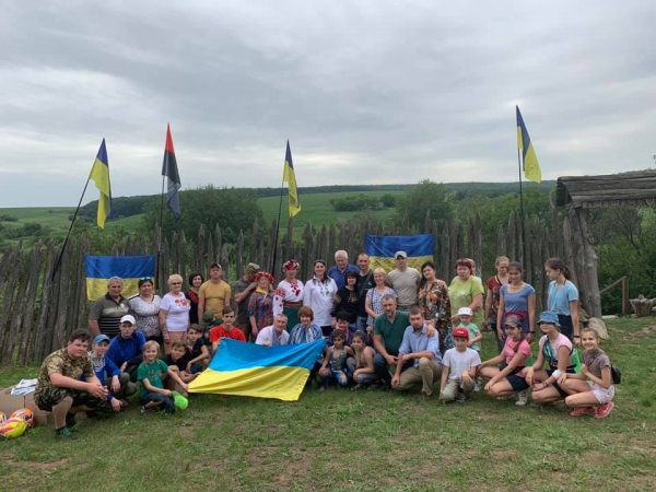 На Кіровоградщині &quot;Сила і честь&quot; привітала сім&#039;ї учасників АТО з Днем батька