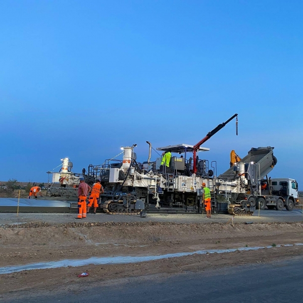 На дорозі Кропивницький-Миколаїв ремонтні дороги добігають кінця (ФОТО)