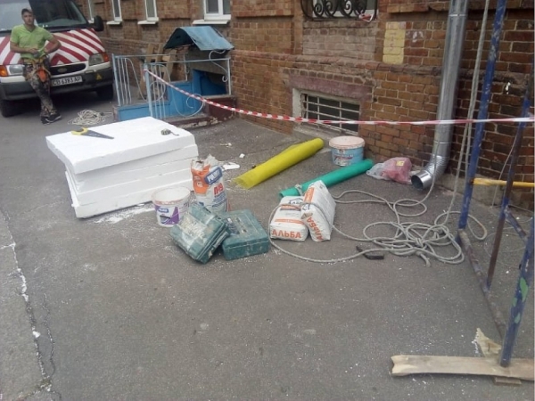 У Кропивницькому зупинили незаконні роботи на історичному будинку по вулиці Чміленка