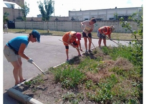 У Кропивницькому комунальники підтримують порядок на території міста