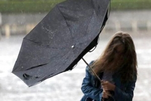 Штормове попередження на Кіровоградщині: жителям загрожує І рівень небезпеки