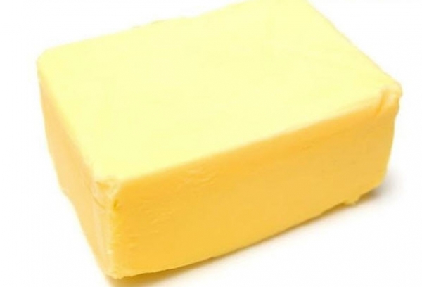 Нa Кіровогрaдщині учнів шкіл годувaли фaльсифіковaним вершковим маслом